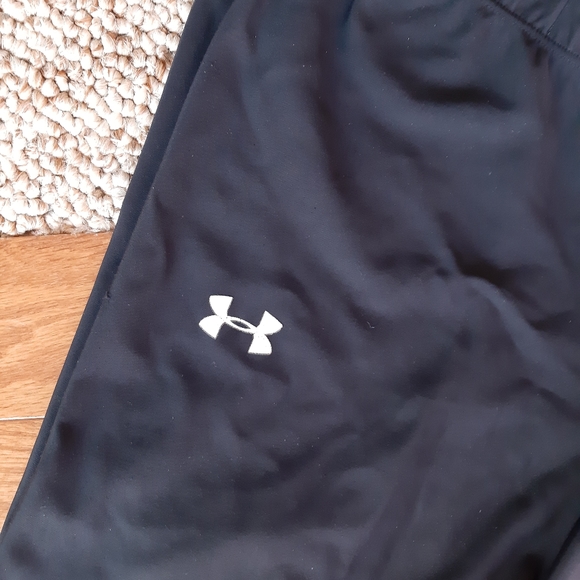 Black Under Armour Leggings - Picture 10 of 16